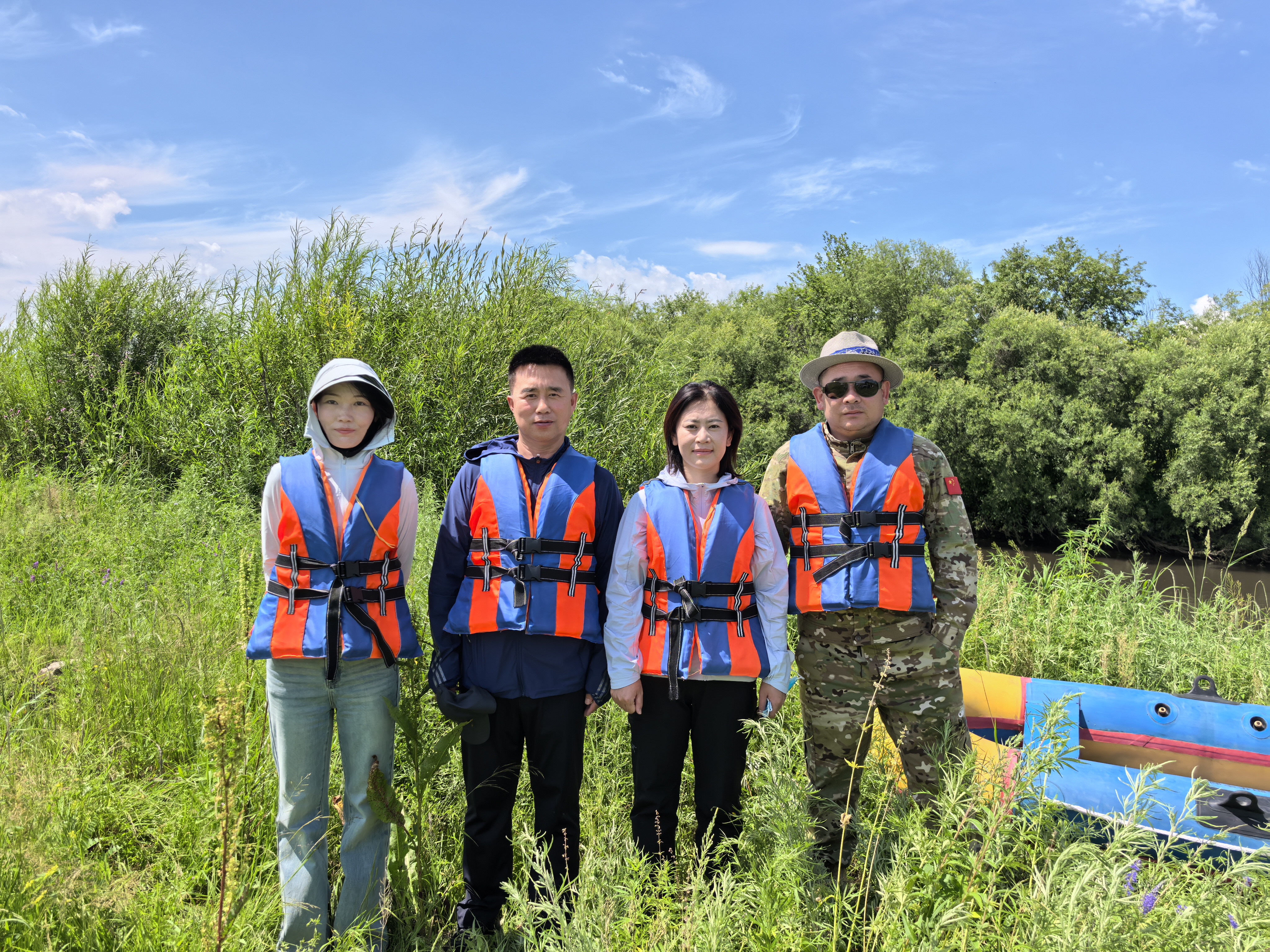 盟外事办联合多部门对我盟管段 水界进行实地踏查调研