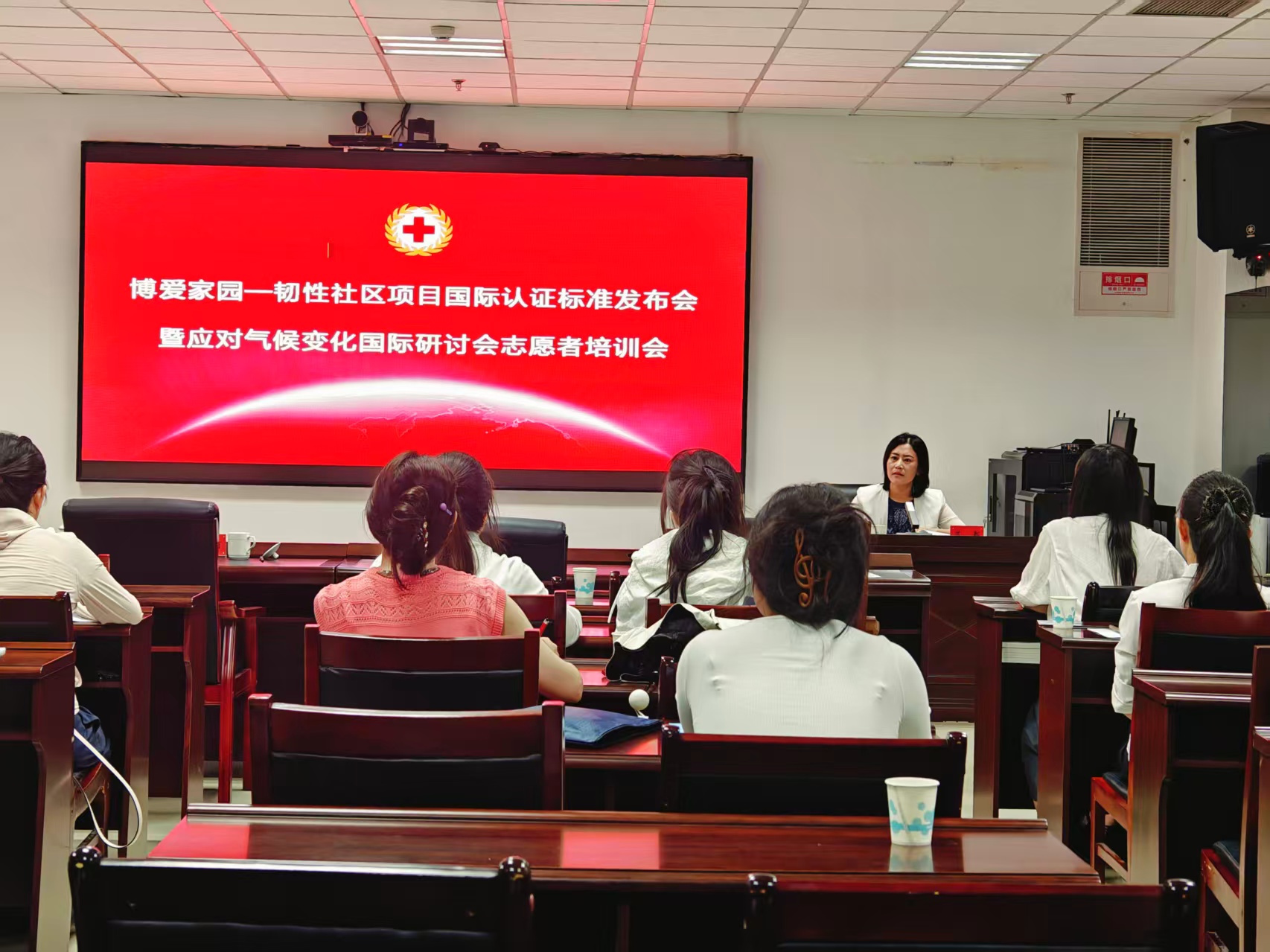 靠前精准赋能 做实外事保障 盟外事办全力助力我盟国际研讨会筹备工作